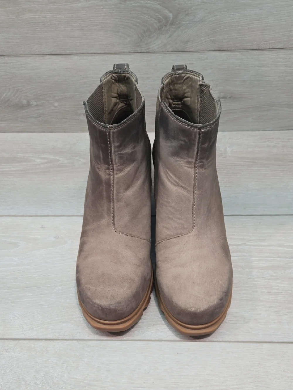 Sorel Women AnkleTaupe Suede Hidden Wedge Chelsea Booties Shoes Sz 7.5